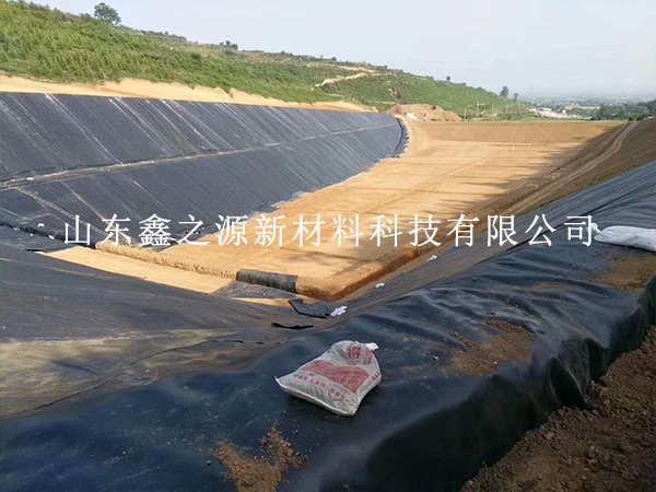 养殖防渗膜铺设施工需规避的环境