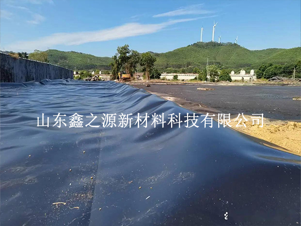 垃圾填埋场防渗膜施工固定全攻略：这些技巧让膜体稳如磐石